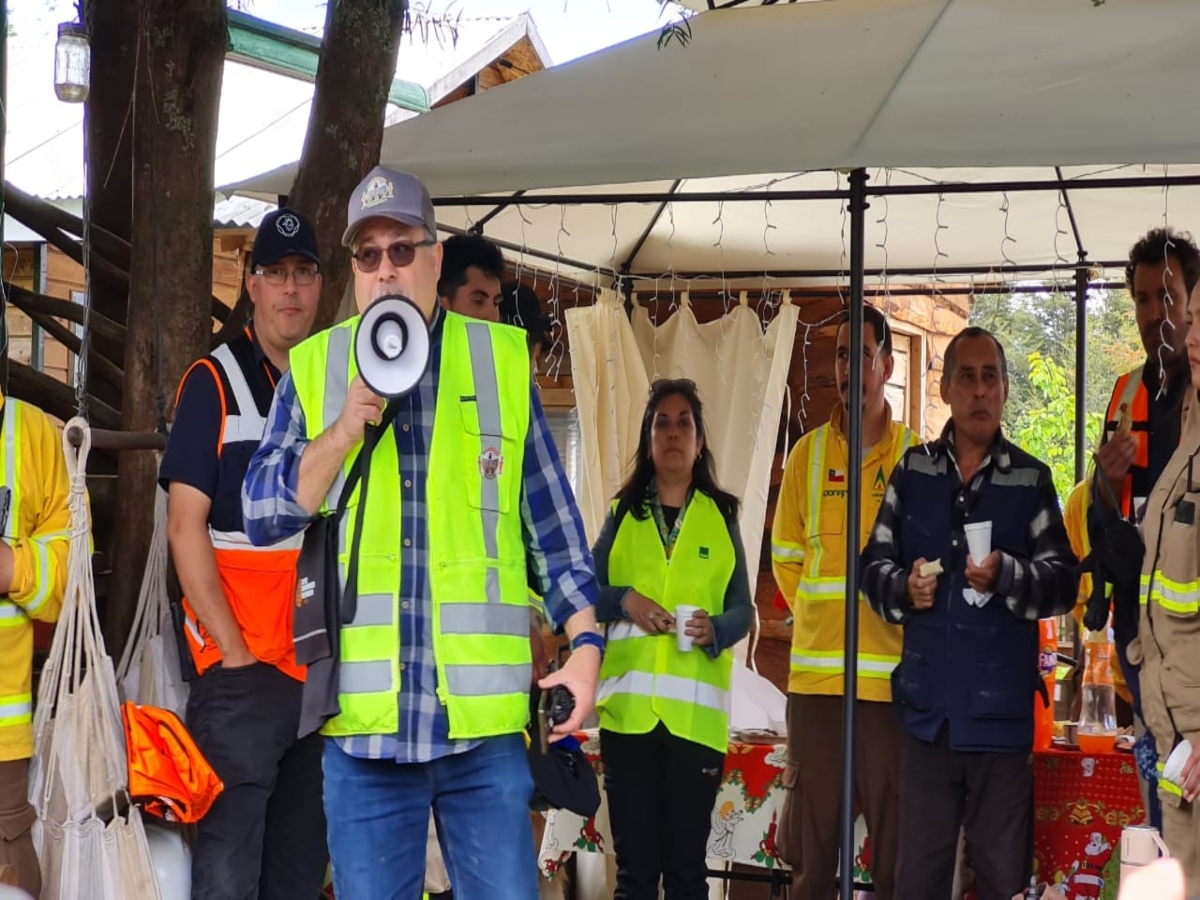 Comunidad de sector Casa Blanca participa en simulacro de incendio forestal