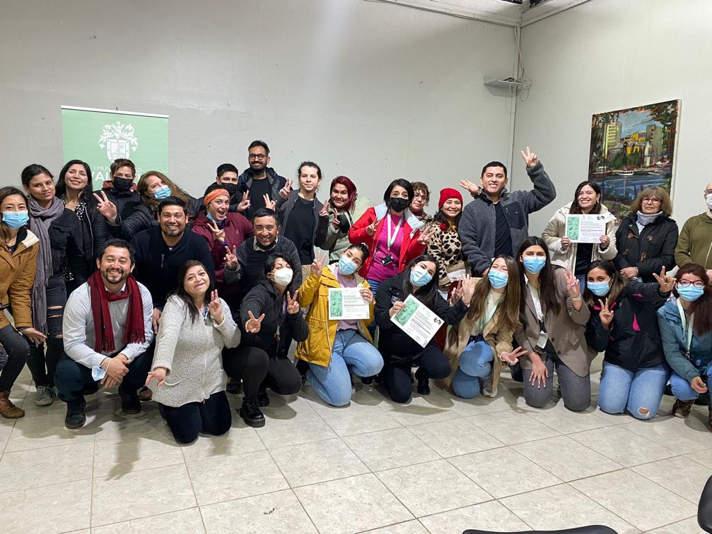 17 valdivianos finalizaron primer curso de lengua de señas chilena impartido por la Municipalidad de Valdivia