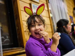 web_0000s_0002_Entrega_huevitos_chocalete_JJVV_pablo_neruda_17_4_2025 23