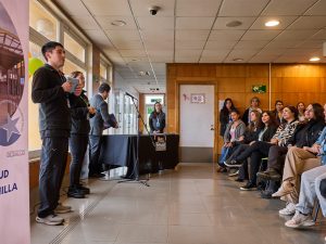 web_0000s_0019_Entrega_credenciales_comunidad_sorda_11_4_2025 1